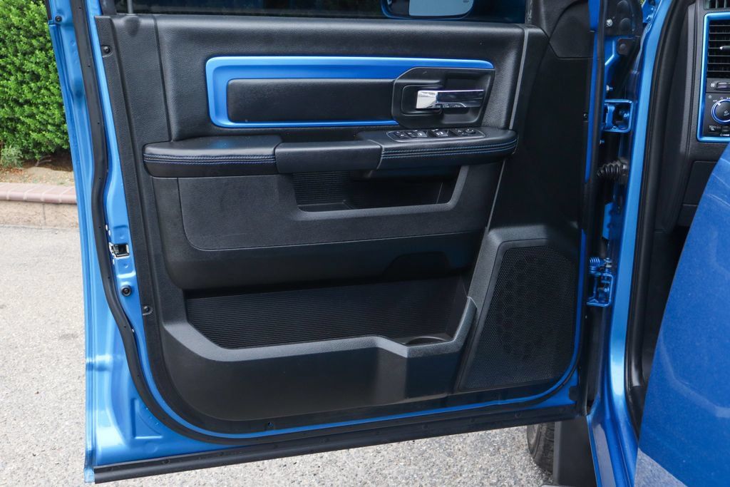 Used 2018 RAM 1500 Sport w/ Hydro Blue Sport Package RWD image 17