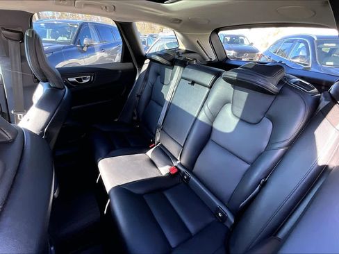 Used 2023 Volvo XC60 B5 Plus w/ Climate Package image 20