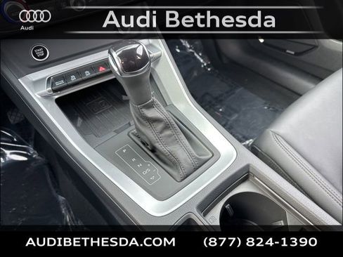 Certified 2025 Audi Q3 2.0T Premium Plus w/ Premium Plus Package image 24