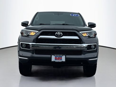Used 2017 Toyota 4Runner Limited image 16