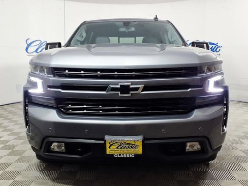 Used 2022 Chevrolet Silverado 1500 RST w/ Convenience Package II RWD image 3
