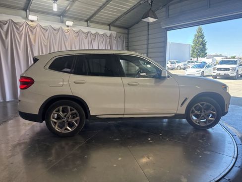 Used 2020 BMW X3 xDrive30i w/ Convenience Package AWD/4WD image 3