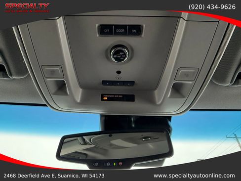 Used 2018 GMC Yukon Denali image 45