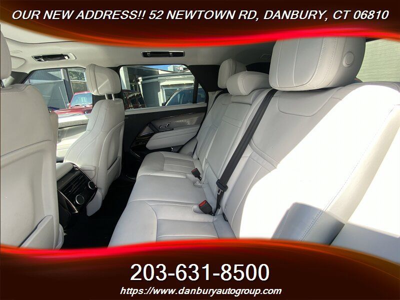 Used 2024 Land Rover Range Rover Sport SE AWD/4WD image 25