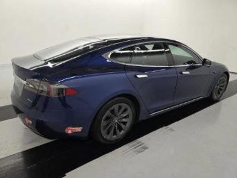Used 2018 Tesla Model S 75D image 4