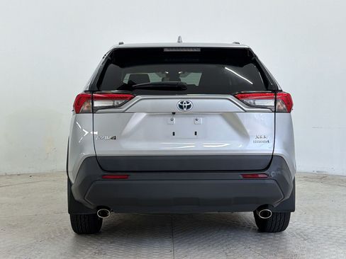 Certified 2024 Toyota RAV4 XLE w/ Convenience Package AWD/4WD image 10
