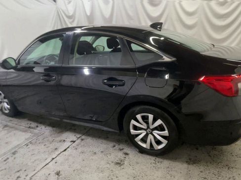 Used 2023 Honda Civic LX image 6