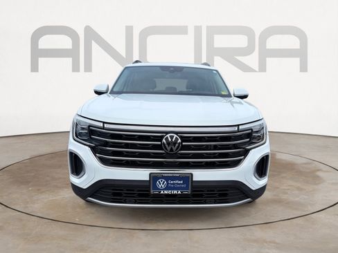 Certified 2024 Volkswagen Atlas SE w/ Panoramic Sunroof Package FWD image 5