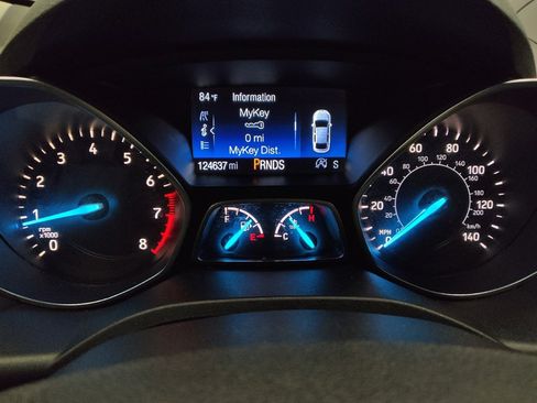 Used 2018 Ford Escape SE FWD image 23