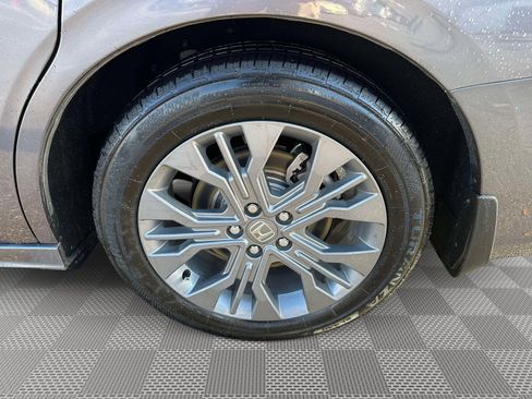 Used 2025 Honda Odyssey Touring image 40