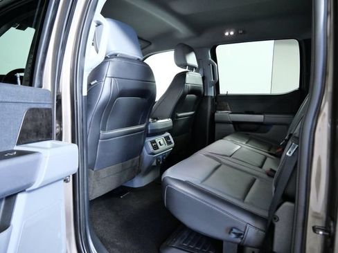 Certified 2021 Ford F150 Lariat w/ Trailer Tow Package AWD/4WD image 15