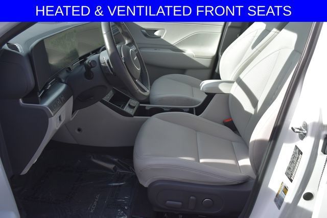 Used 2025 Hyundai Kona Limited AWD/4WD image 4