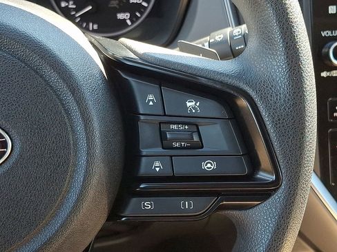 Certified 2024 Subaru Crosstrek 2.0i Premium image 24