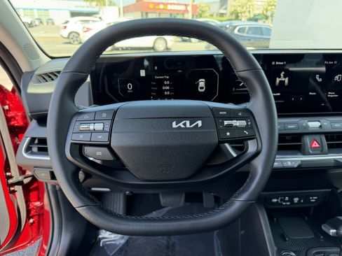 Certified 2025 Kia K4 EX FWD image 17