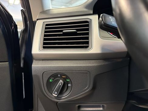 Used 2019 Volkswagen Atlas SE AWD/4WD image 18