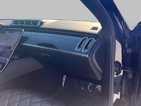 Used 2022 Mercedes-Benz S 580 4MATIC Sedan image 18