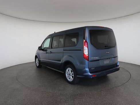 Used 2020 Ford Transit Connect XLT image 11