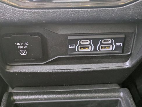 Used 2022 Jeep Grand Cherokee L Limited w/ Trailer Tow Group (B) image 15