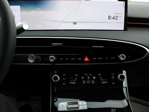 New 2026 Genesis GV70 2.5T image 22