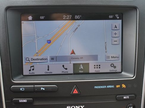 Used 2019 Ford Explorer Limited w/ Limited Luxury Package FWD image 29