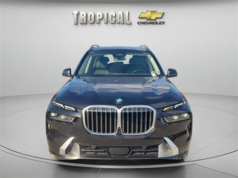 Used 2025 BMW X7 xDrive40i image 8