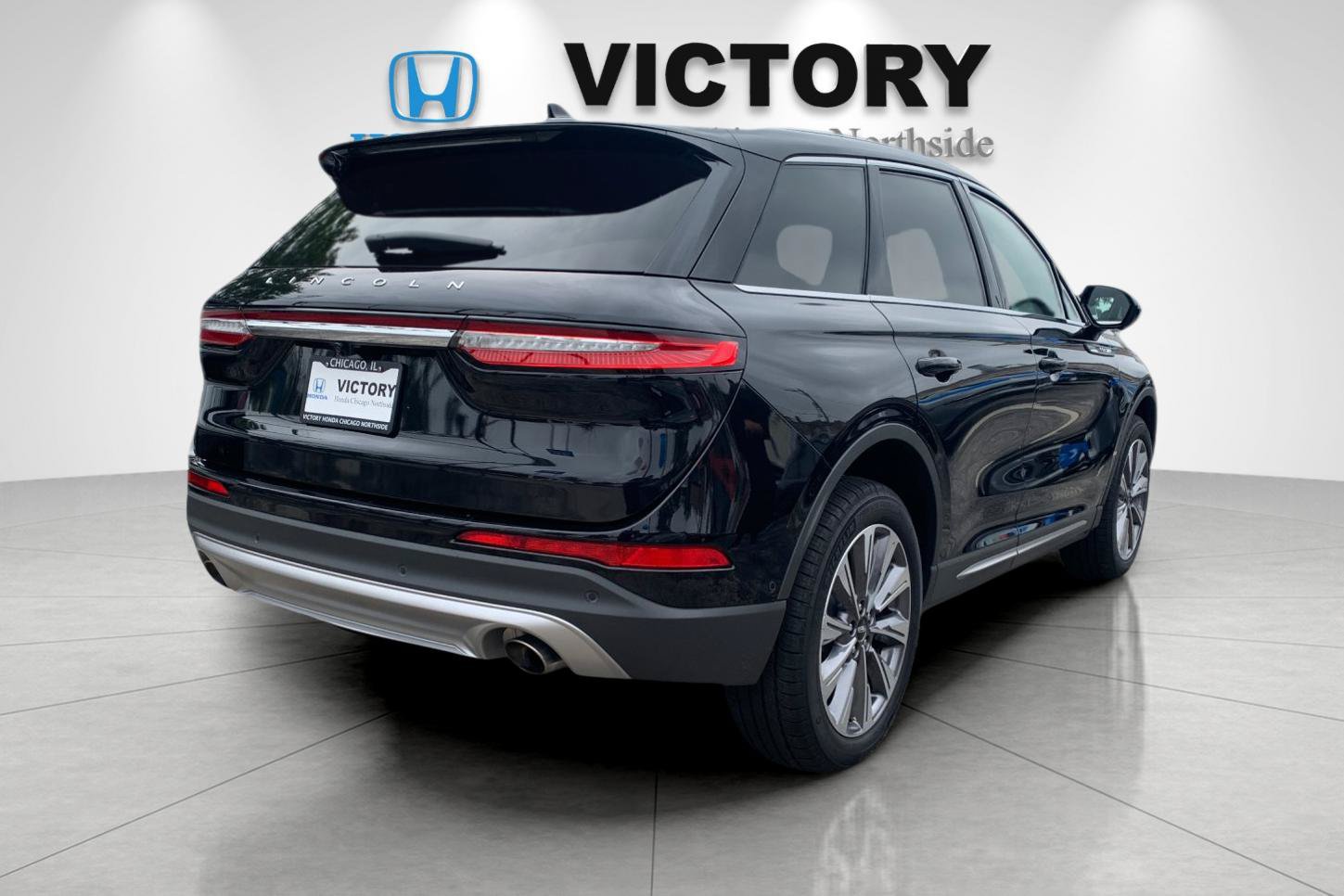 Used 2022 Lincoln Corsair Reserve w/ Equipment Group 201A AWD/4WD image 3