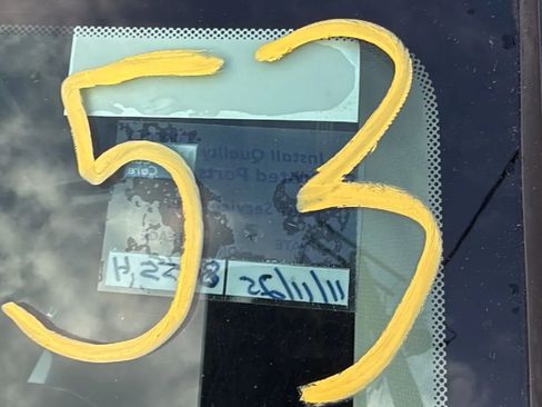 Used 2021 Hyundai Elantra SE image 29