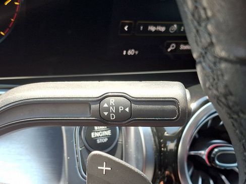 Used 2023 Mercedes-Benz GLB 250 4MATIC image 14