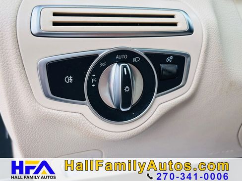 Used 2018 Mercedes-Benz C 300 4MATIC Sedan image 13