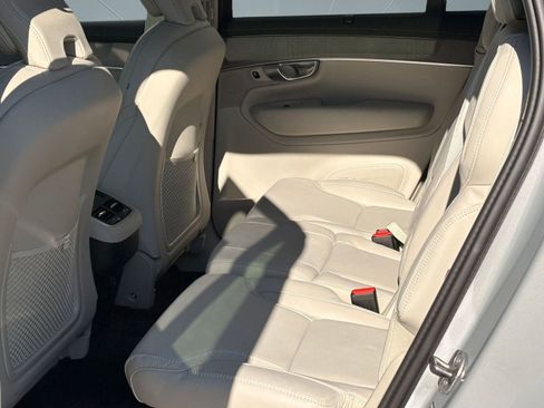 New 2026 Volvo XC90 B6 Ultra image 15