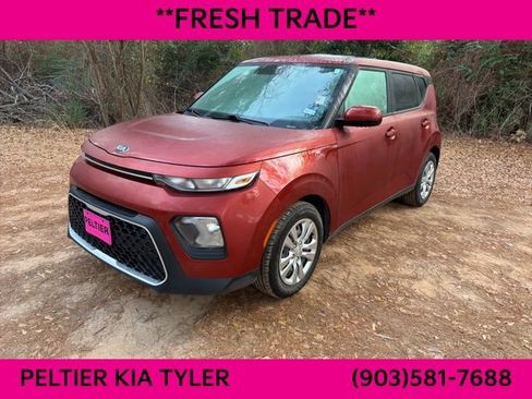 Certified 2020 Kia Soul LX image 3