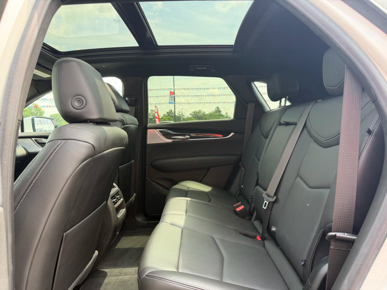 Used 2024 Cadillac XT5 Premium Luxury AWD/4WD image 19