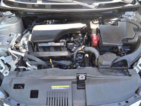 Used 2022 Nissan Rogue Sport SV w/ Technology Package image 31