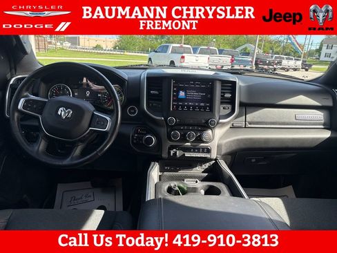 Used 2019 RAM 1500 Big Horn AWD/4WD image 12