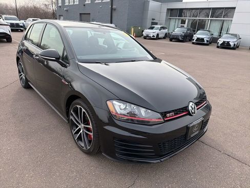 Used 2017 Volkswagen GTI Sport image 14
