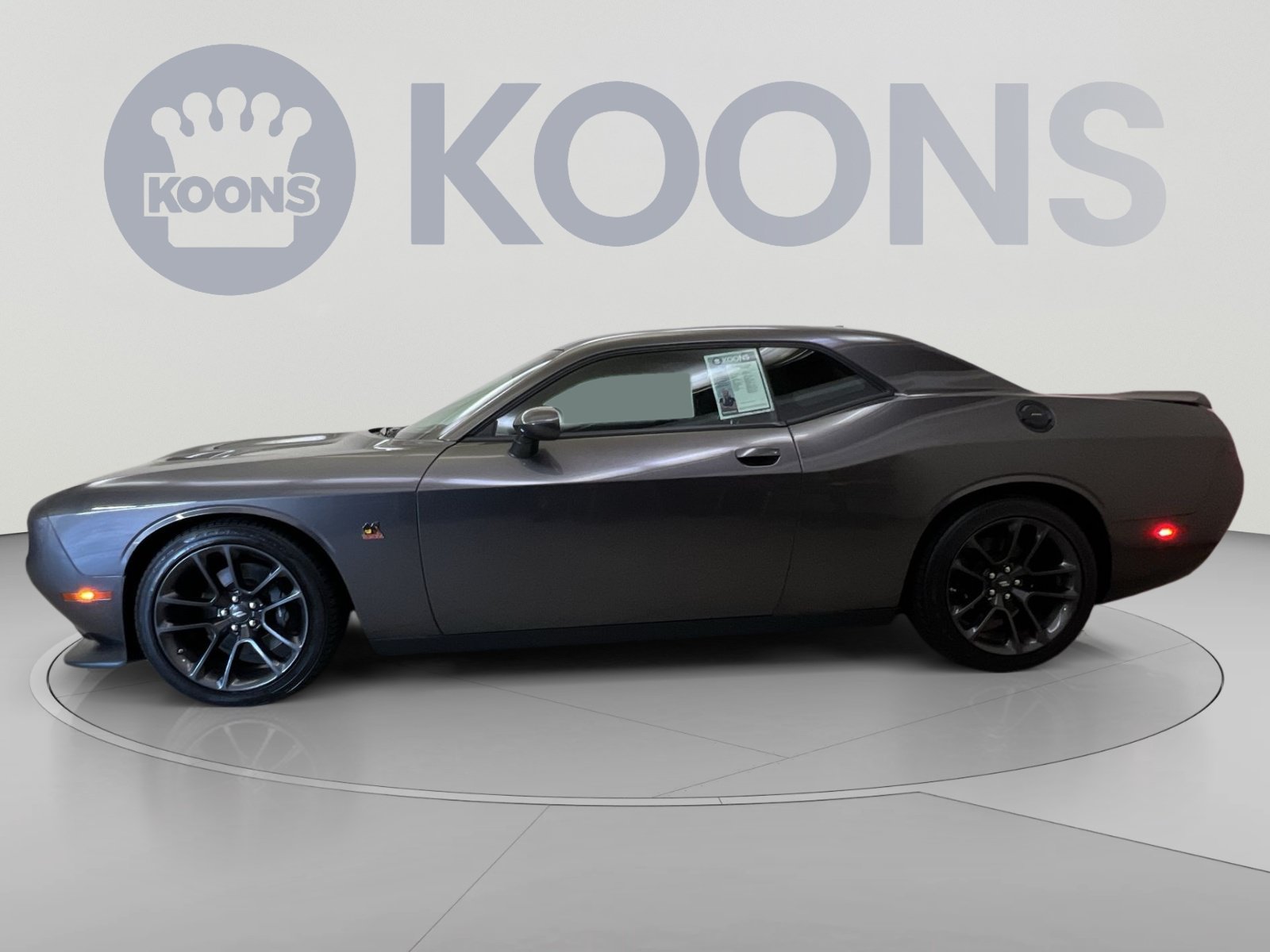 Used 2021 Dodge Challenger R/T Scat Pack w/ Driver Convenience Group RWD image 5
