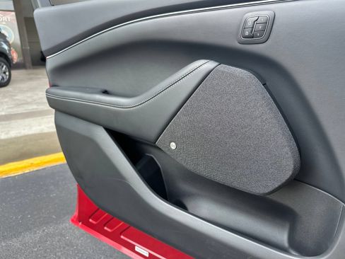 Used 2022 Ford Mustang Mach-E Premium RWD image 21