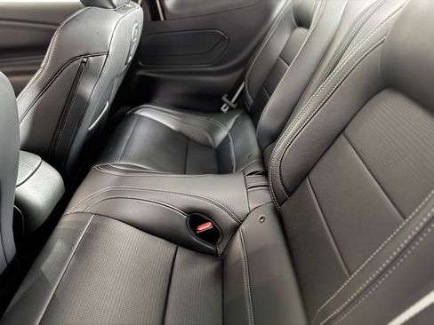 Used 2025 Ford Mustang GT Premium image 18