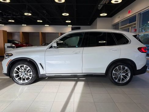 Used 2019 BMW X5 xDrive40i w/ Convenience Package AWD/4WD image 7
