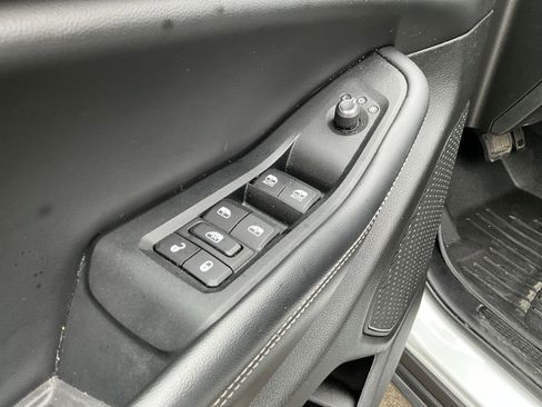 Used 2023 Jeep Grand Cherokee L Limited image 13