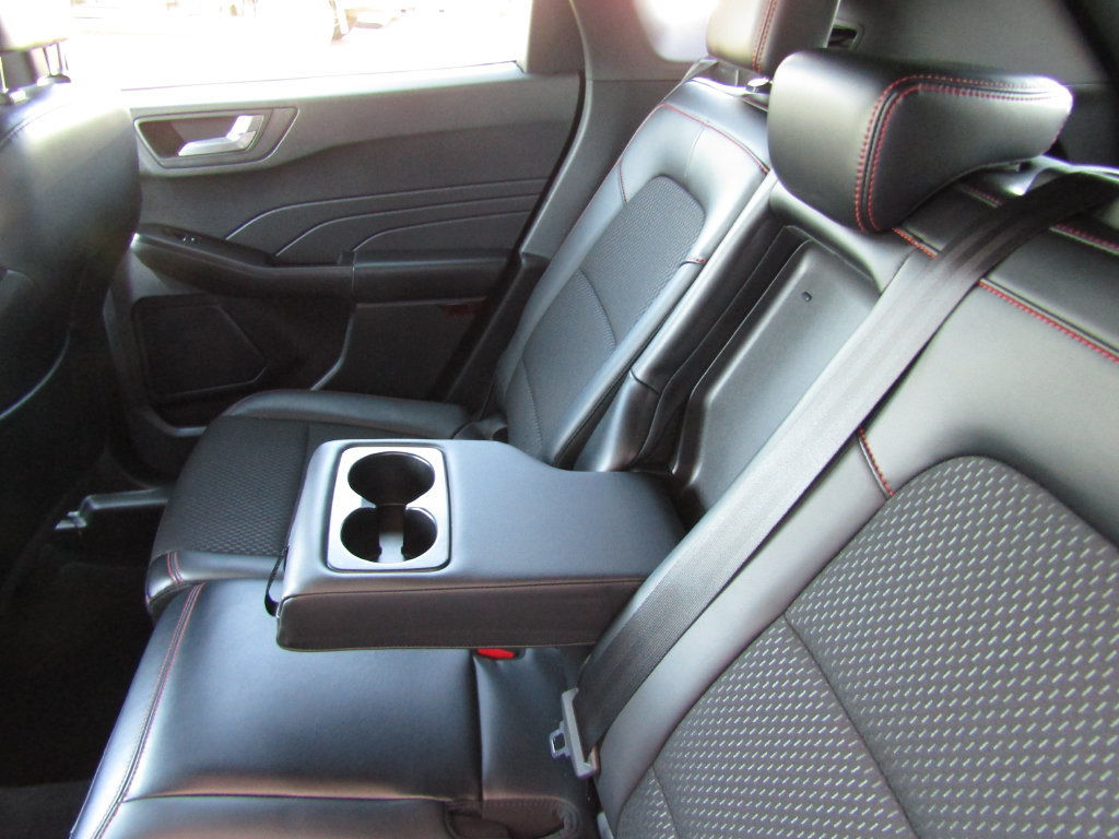 Used 2025 Ford Escape ST-Line AWD/4WD image 29