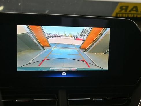 Used 2025 Chevrolet Trax LT FWD image 27