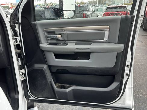 Used 2018 RAM 2500 Big Horn AWD/4WD image 29