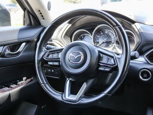 Used 2019 MAZDA CX-5 Touring FWD image 16