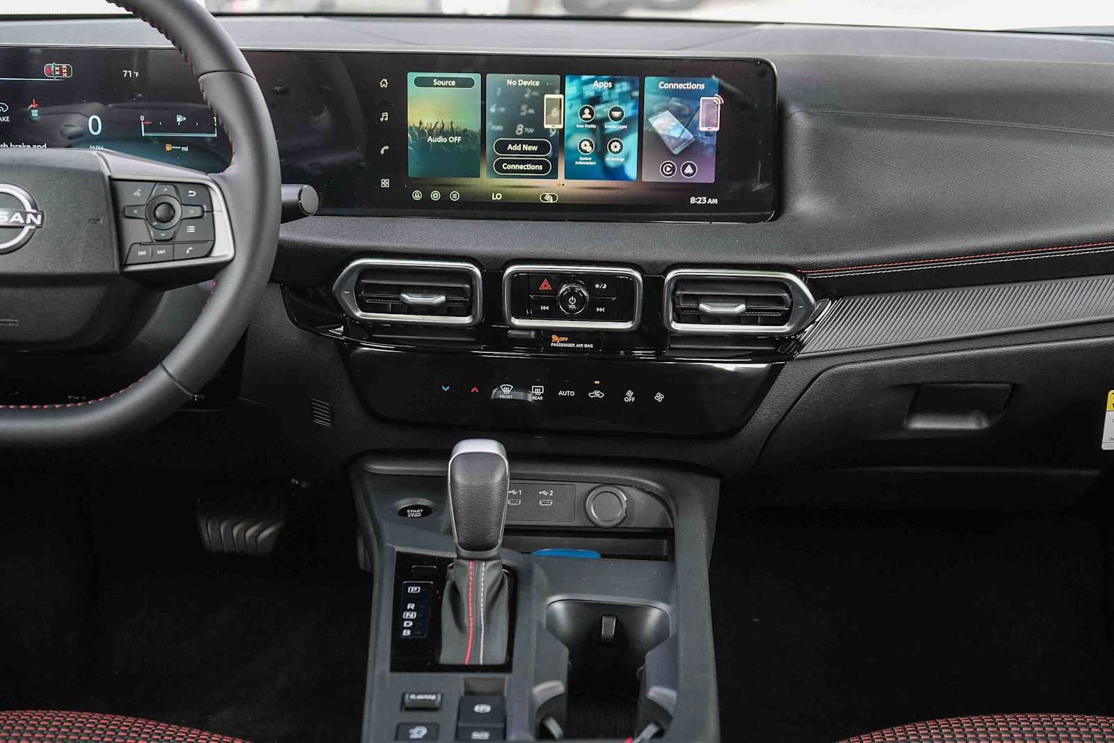 New 2027 Nissan Sentra SR w/ Floor Mat Package FWD image 15