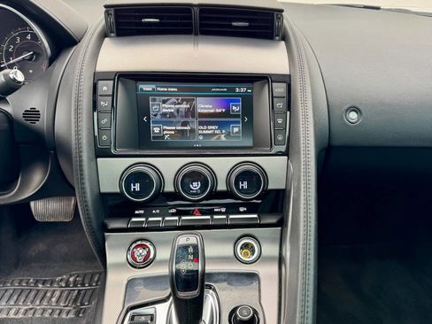 Used 2017 Jaguar F-TYPE Coupe image 20