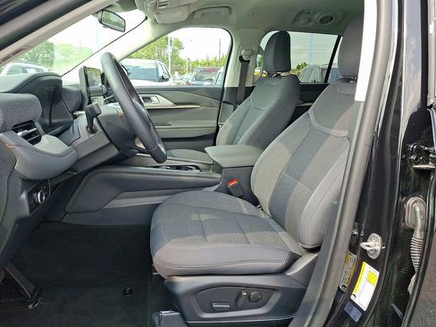 New 2026 Ford Explorer Active AWD/4WD image 13