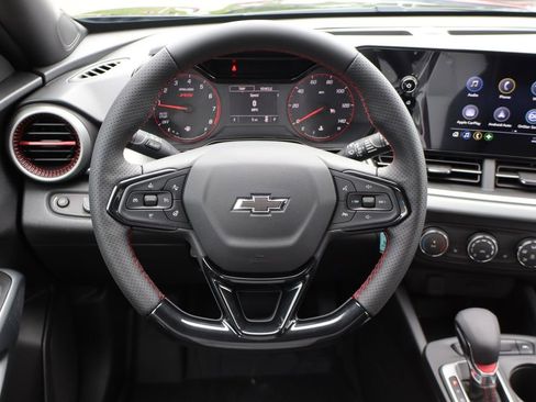 New 2026 Chevrolet Trax RS w/ Sunroof Package FWD image 17