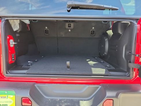 New 2026 Jeep Wrangler Sahara AWD/4WD image 7