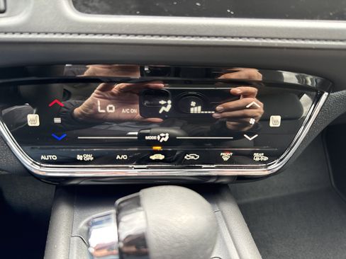 Used 2022 Honda HR-V EX image 25
